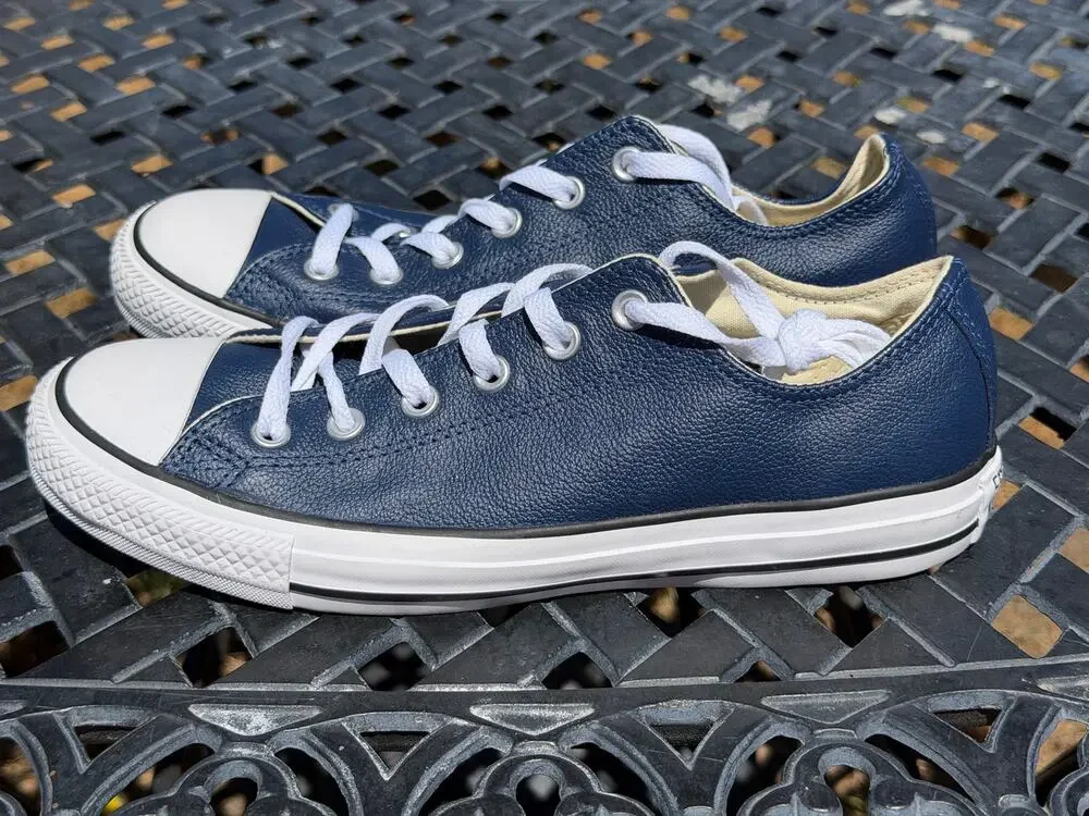 Converse Chuck Taylor All Star Navy Blue Leather Women 9.5 Mens 7.5  149729C